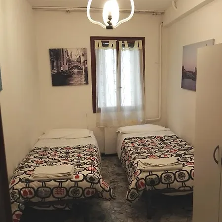 House 招待所